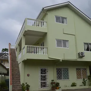 Chez Payet Airport Guest house Pointe La Rue